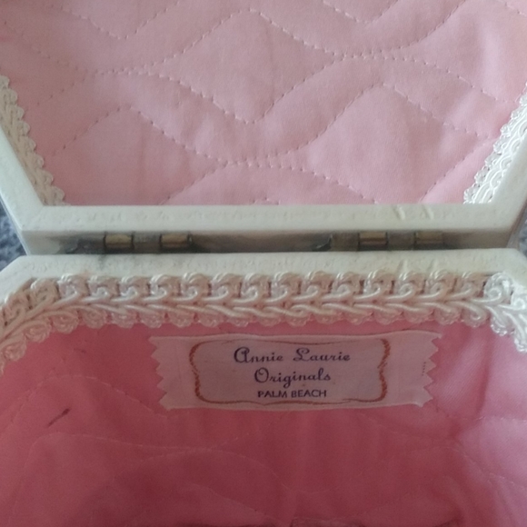 Annie Laurie Original - Picture 1 of 8